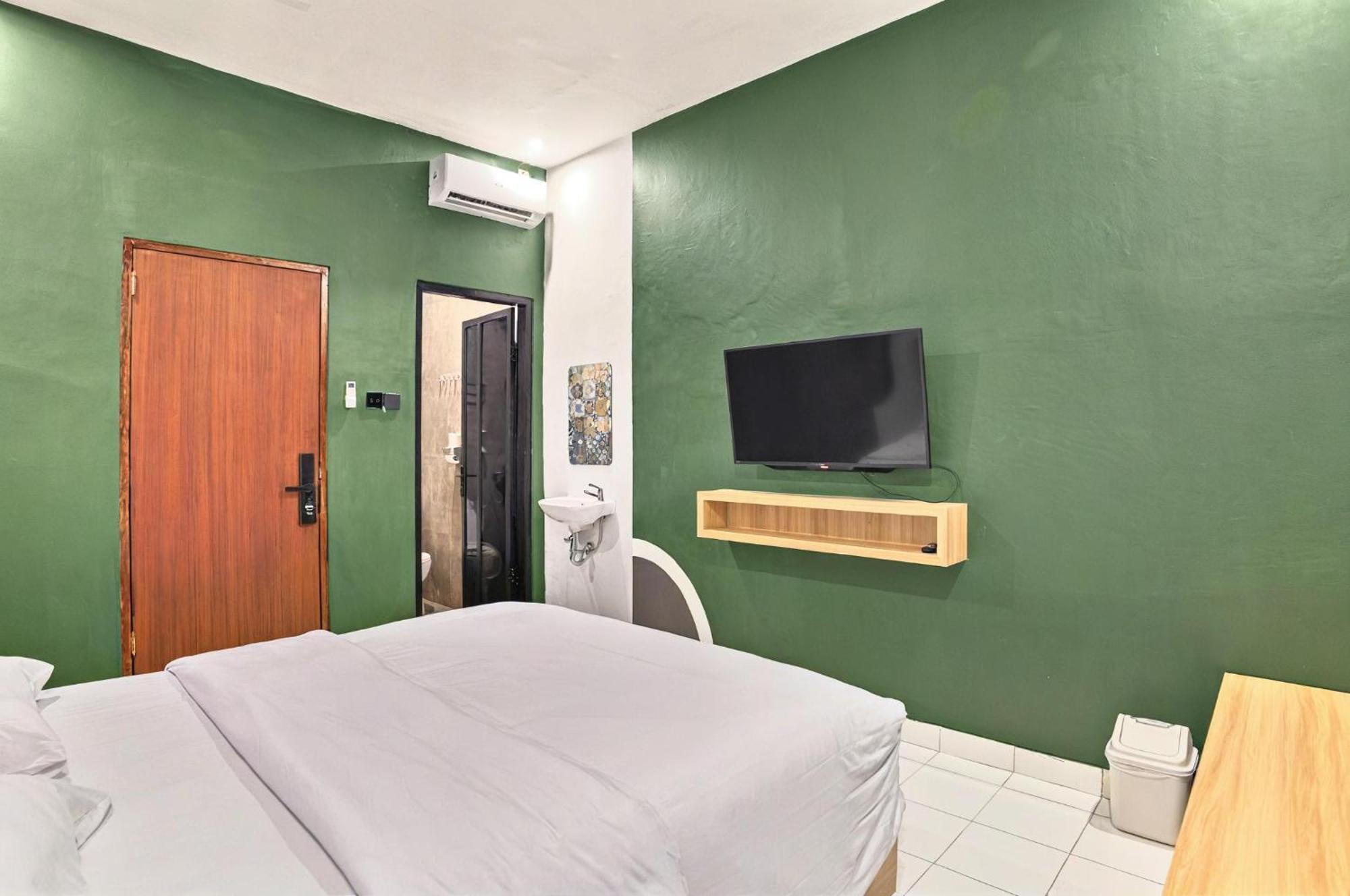 Hubs Hostel 요그야카르타 외부 사진